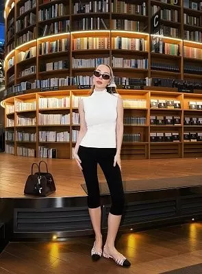 Капри из костюмной ткани