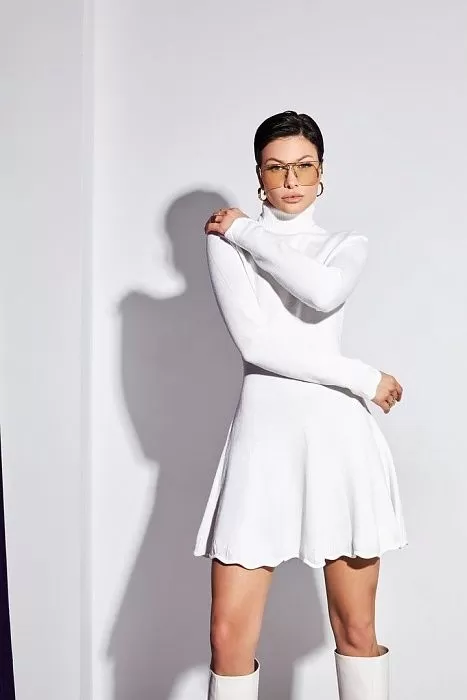 картинка Платье вязаное белое от интернет магазина